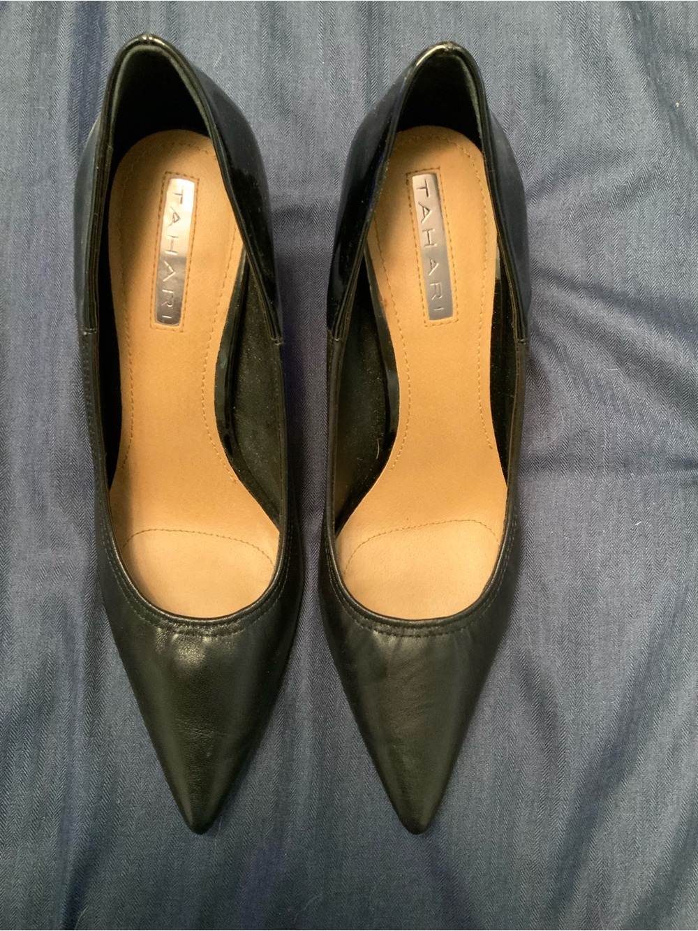 Tahari Peyton Black Leather Pointed Toe Stiletto Pumps Size 7.5M